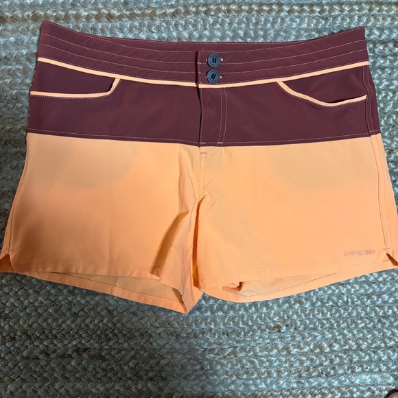 Patagonia Pants - Women's Patagonia Two-Tone Orange and Brown Shorts